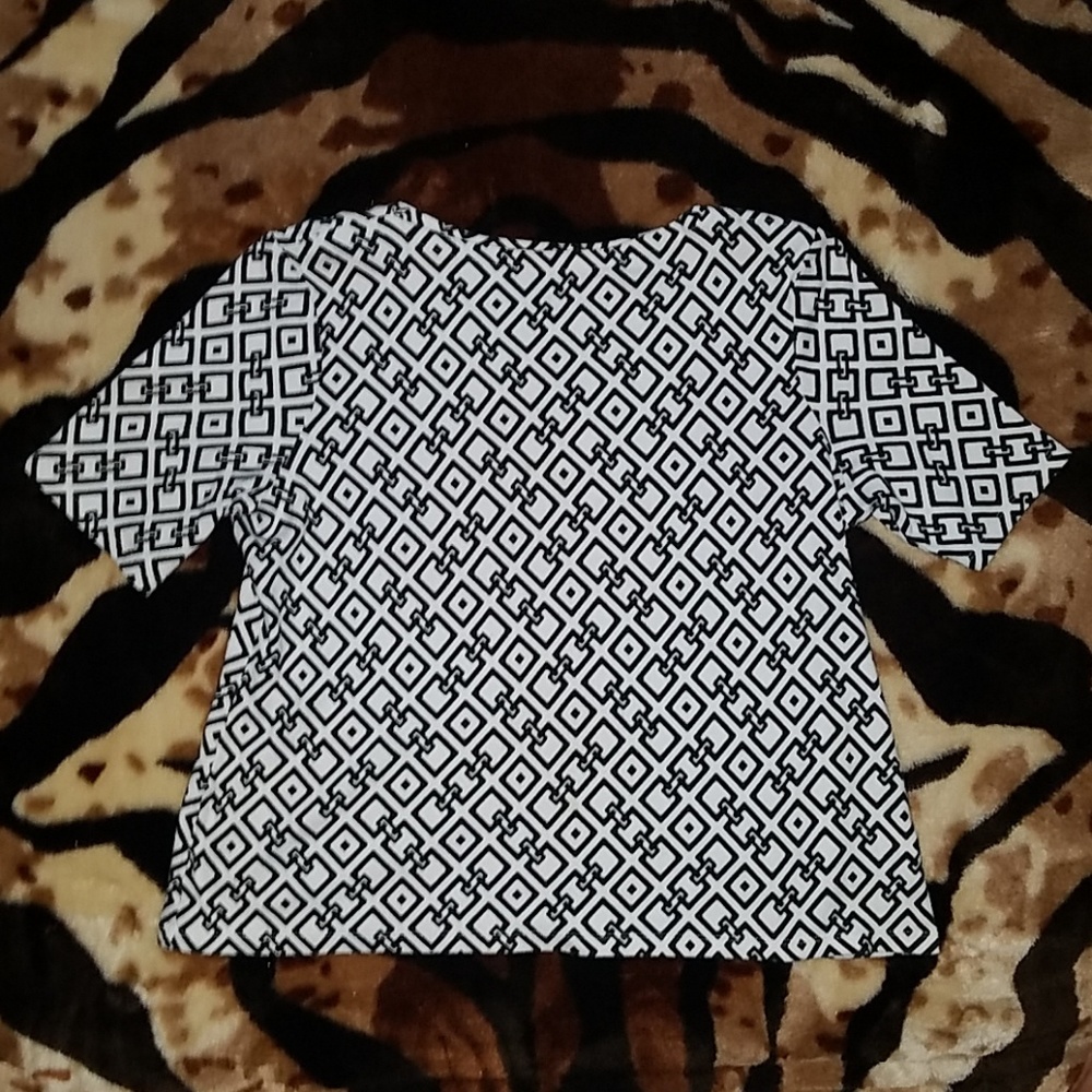 CHARTER CLUB 100% pima cotton black & white top